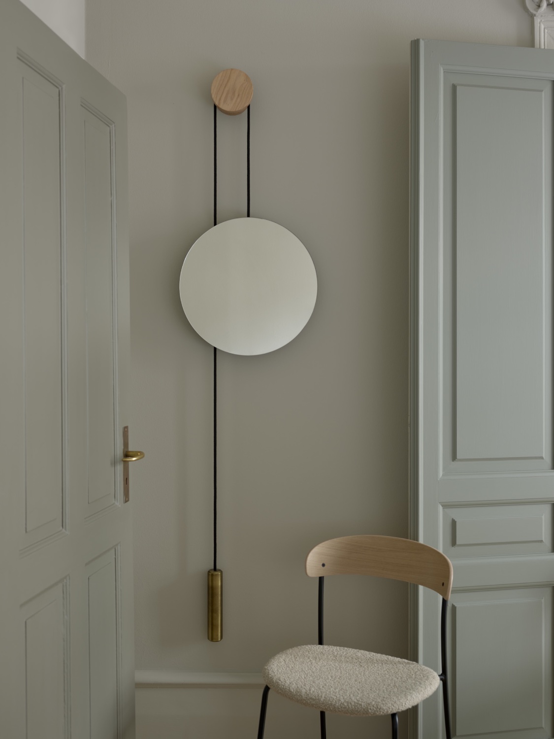 Настенное зеркало Rise & Shine Wall Mirror 