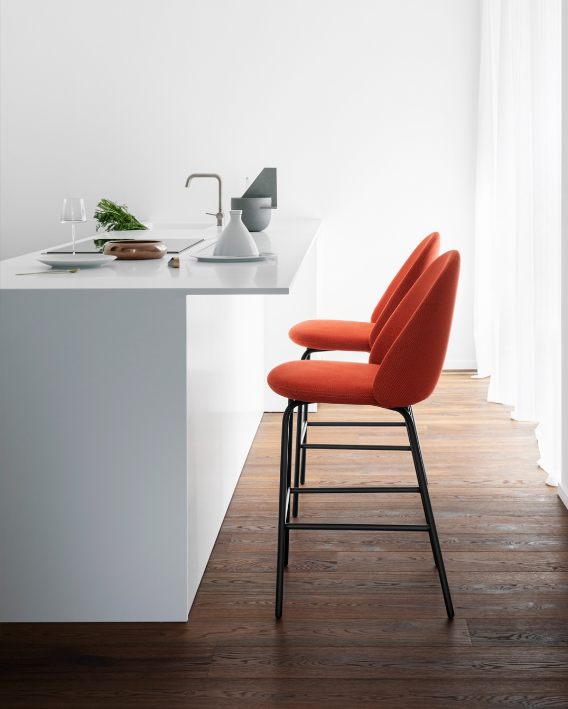 Полубарный стул Miniforms Iola Stool