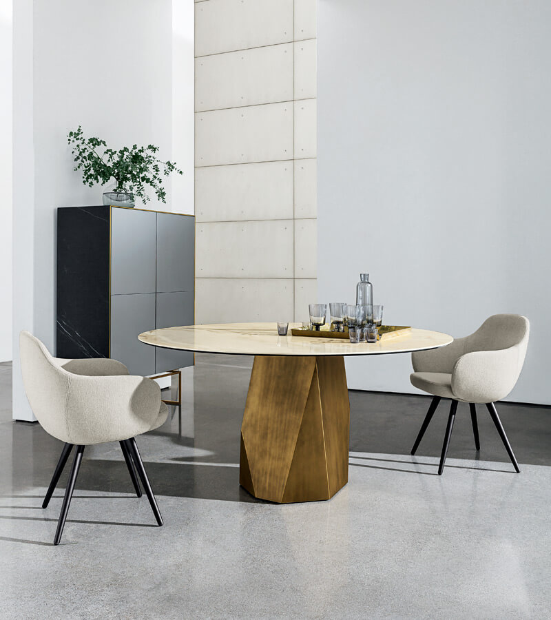 Стол Sovet Italia Deod. Стул Sovet Italia Cadira S cone shaped