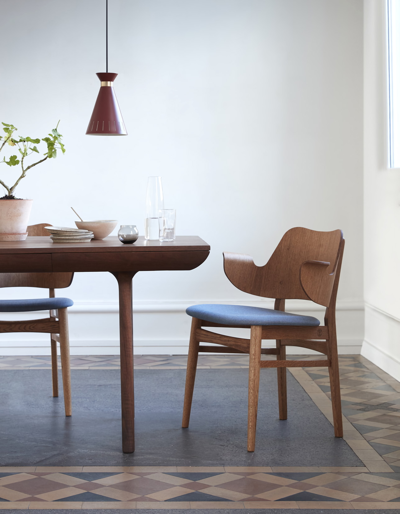 Кресло Warm Nordic Gesture Lounge Chair