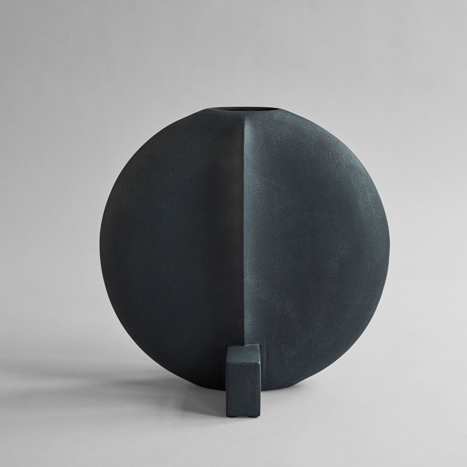 Декоративная ваза Guggenheim Vase 